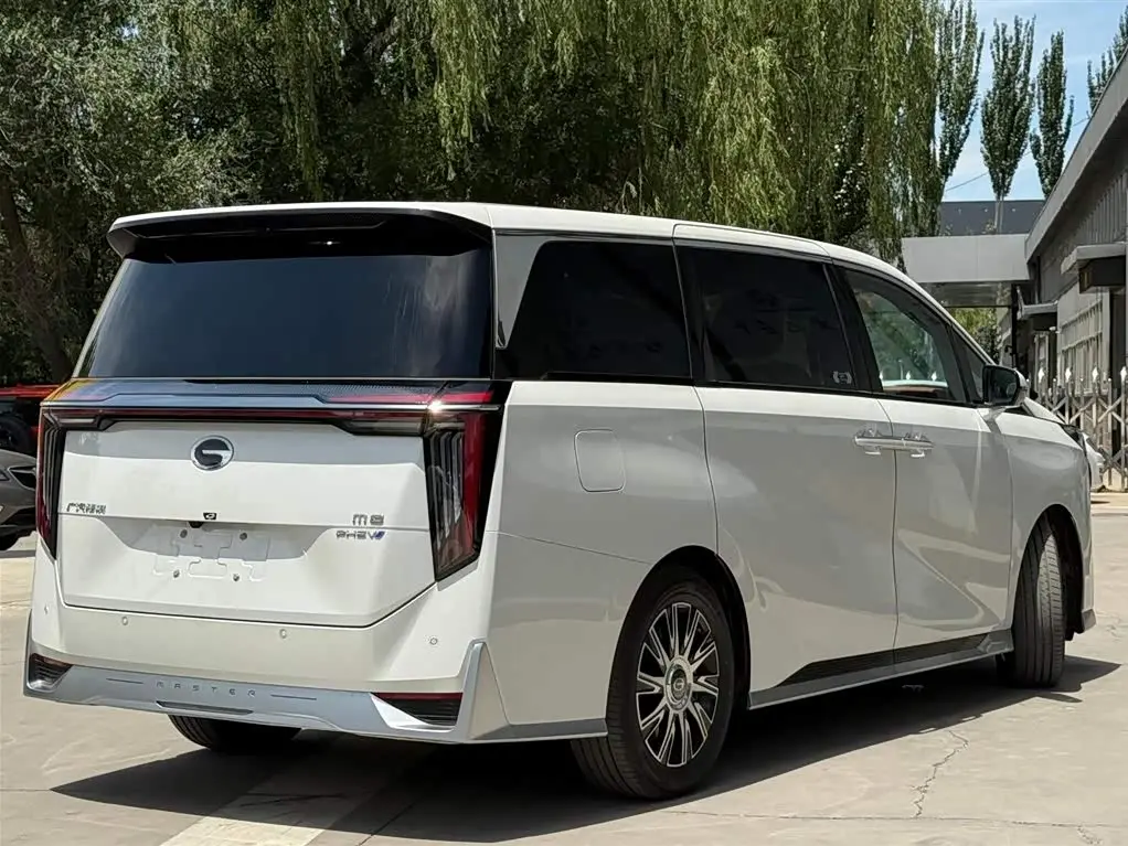 GAC Trumpchi Trumpchi Xiangwang M8 2026 — Фото 3/9