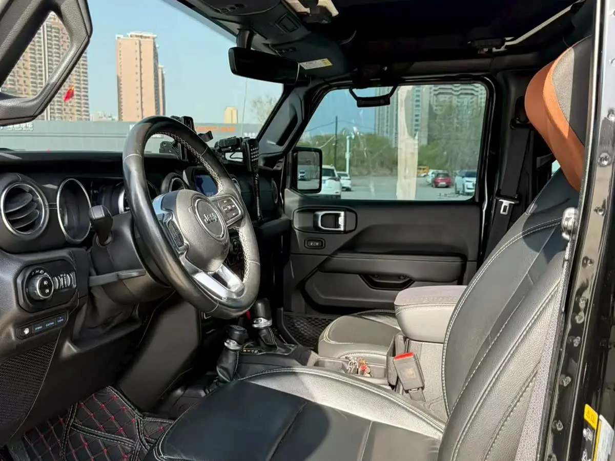 Jeep Wrangler 4xe 2021 — Photo 5/9