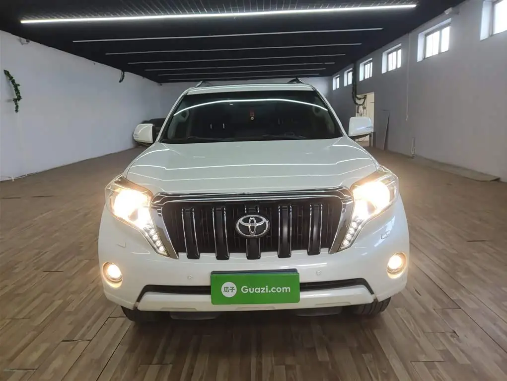 Toyota Prado 2016 — Фото 3/20