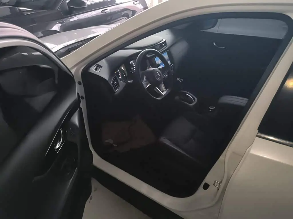 Nissan X-Trail 2023 — Şəkil 13/20