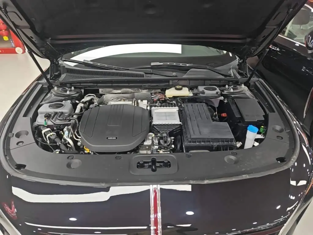 Hongqi H5 PHEV 2026 — Şəkil 20/20