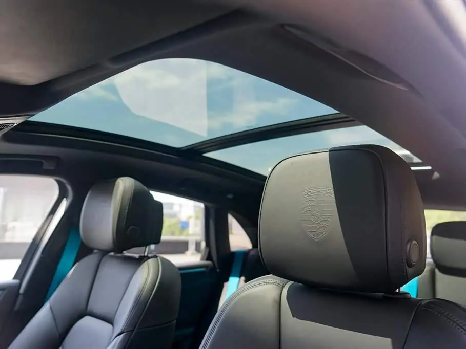 Porsche Macan 2024 — Photo 12/20