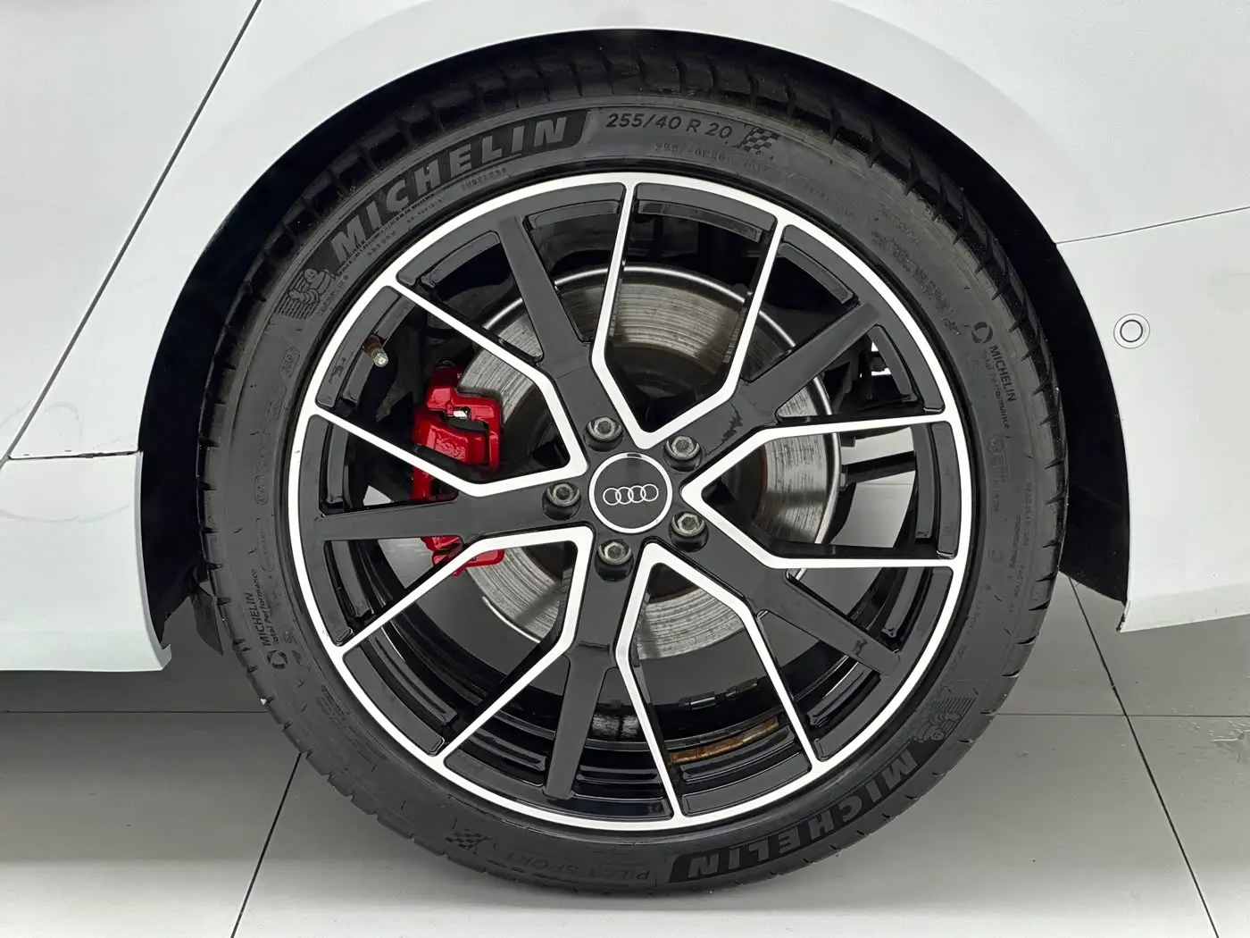 Audi A7 2022 — Photo 19/20