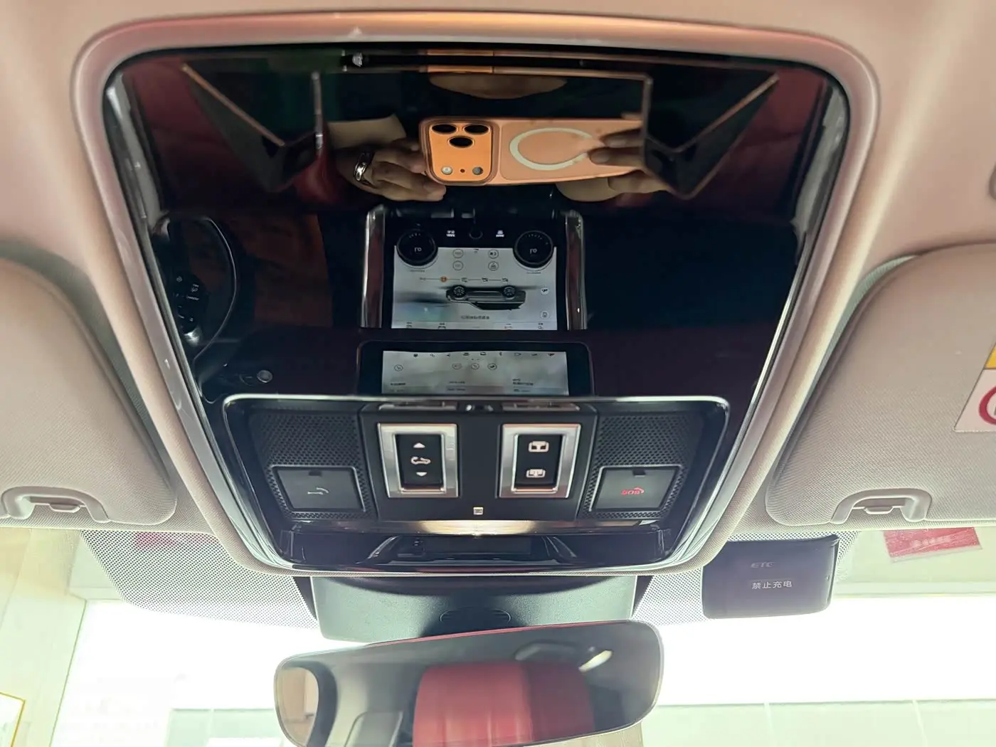 Land Rover Range Rover Sport 2022 — Photo 10/20