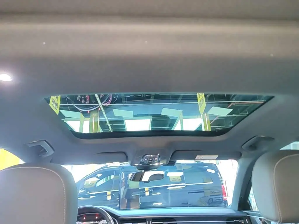 Audi A6L 2023 — Photo 18/20