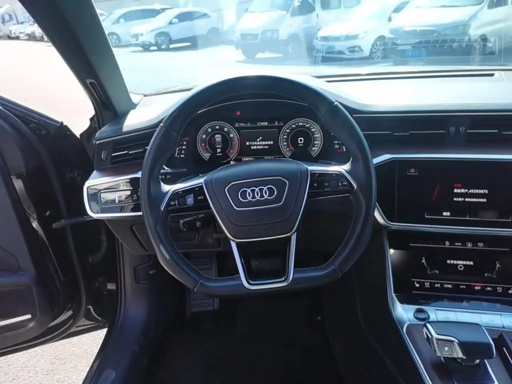 Audi A6L 2023 — Фото 11/20