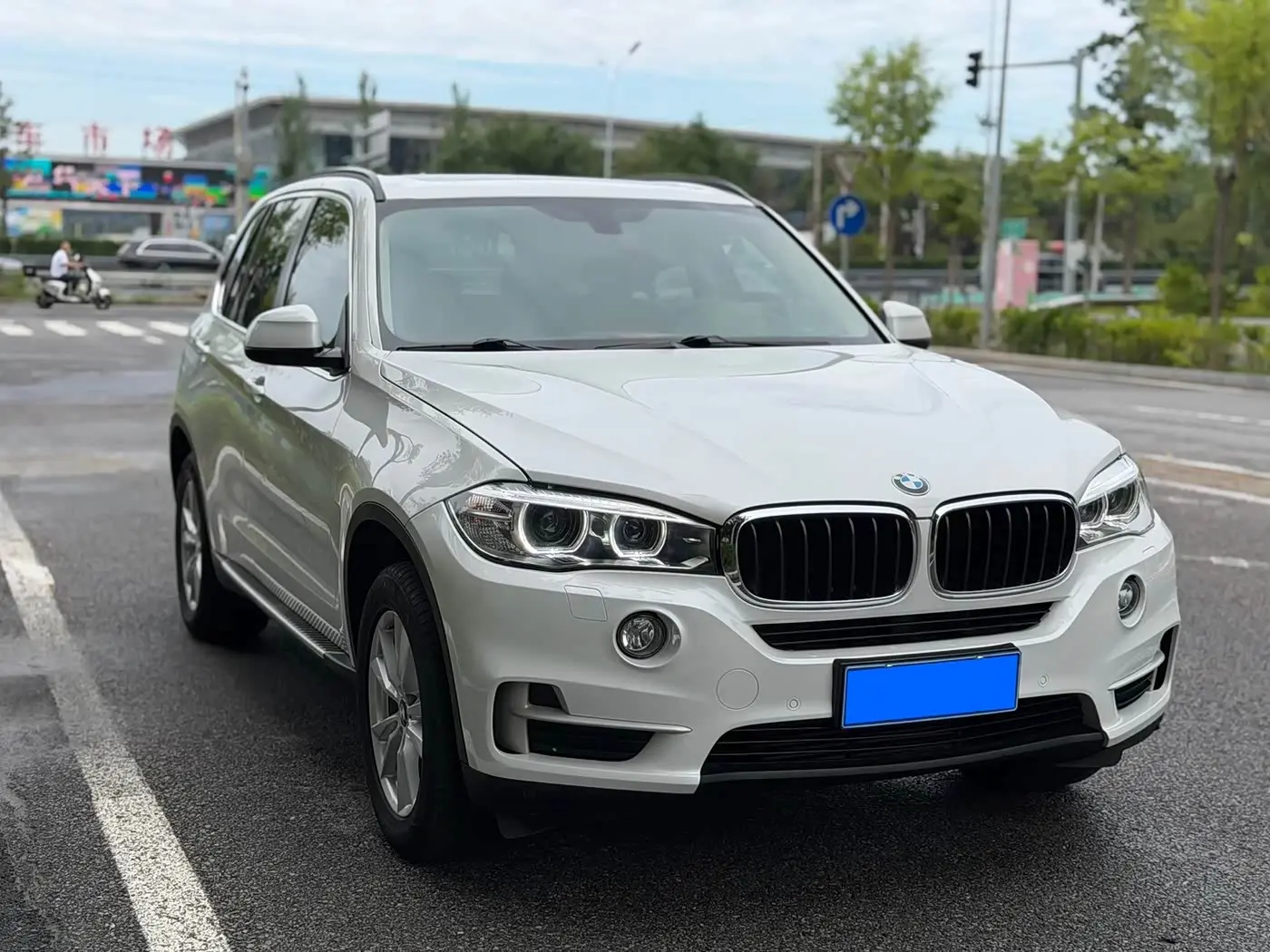 BMW X5 2015 — Photo 6/20