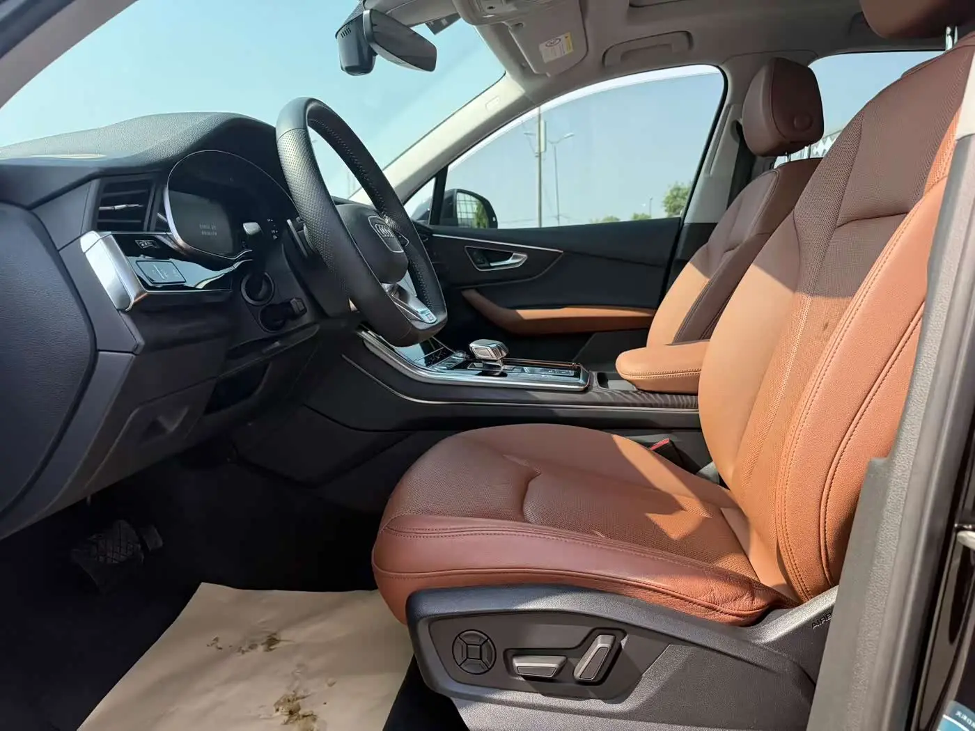 Audi Q7 2020 — Photo 8/9