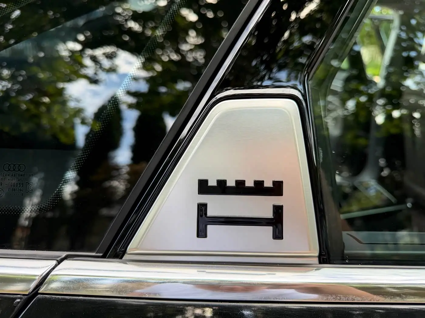 Audi A8 2018 — Photo 13/14