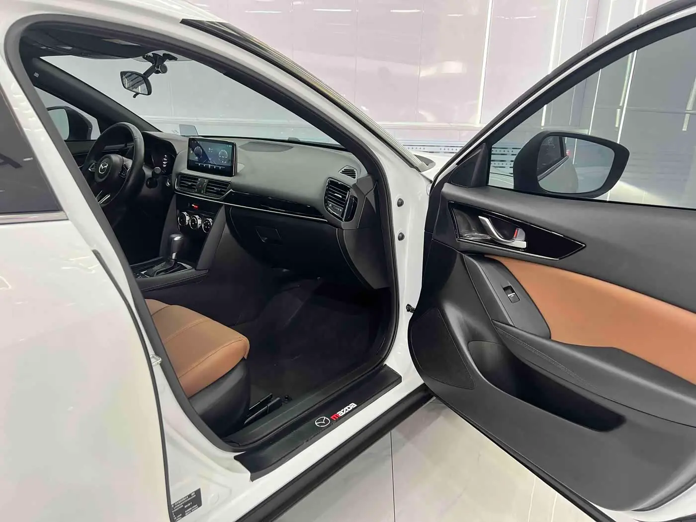 Mazda CX-4 2023 — Şəkil 15/20