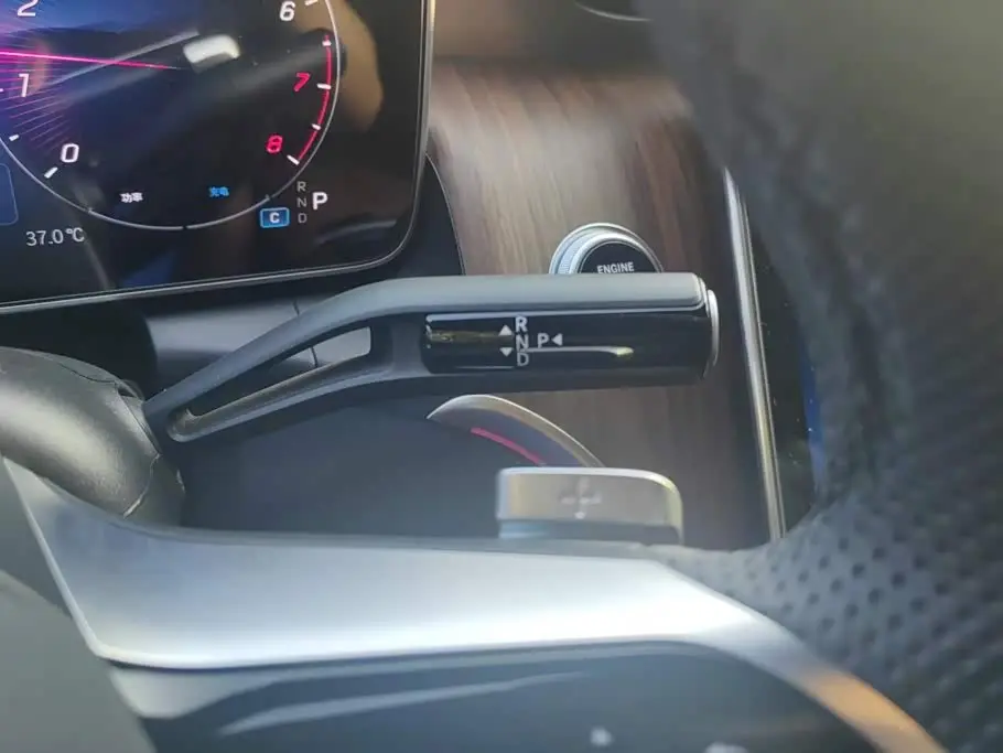 Mercedes-Benz GLC 2024 — Şəkil 16/16