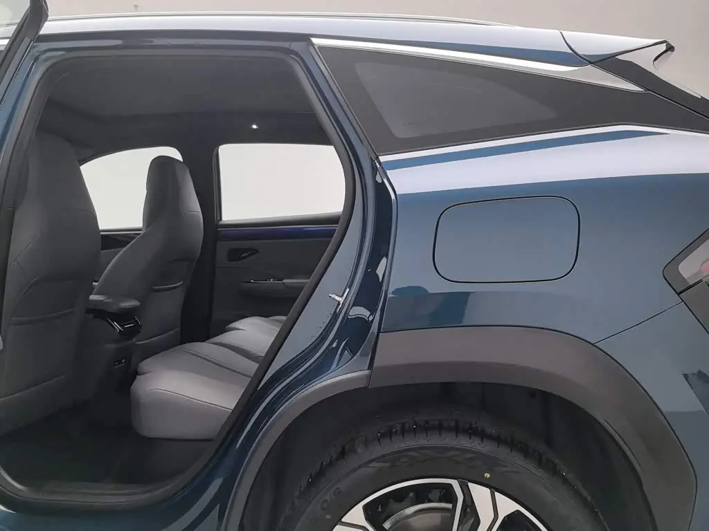 Geely Galaxy Galaxy L7 2025 — Şəkil 15/20