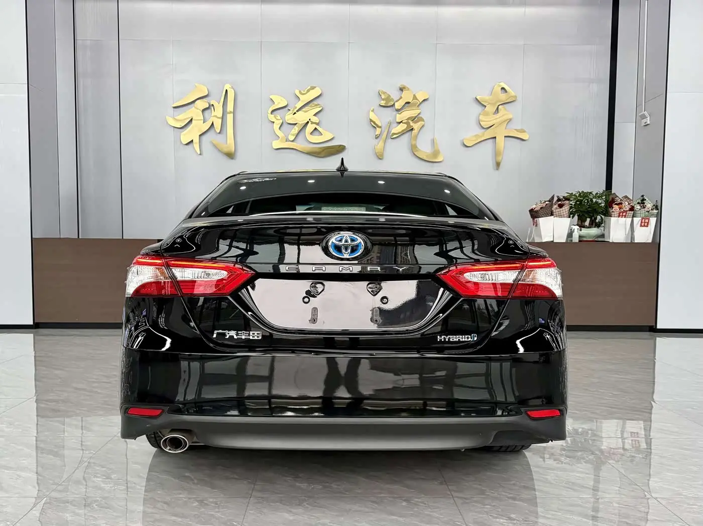 Toyota Camry 2022 — Şəkil 16/17
