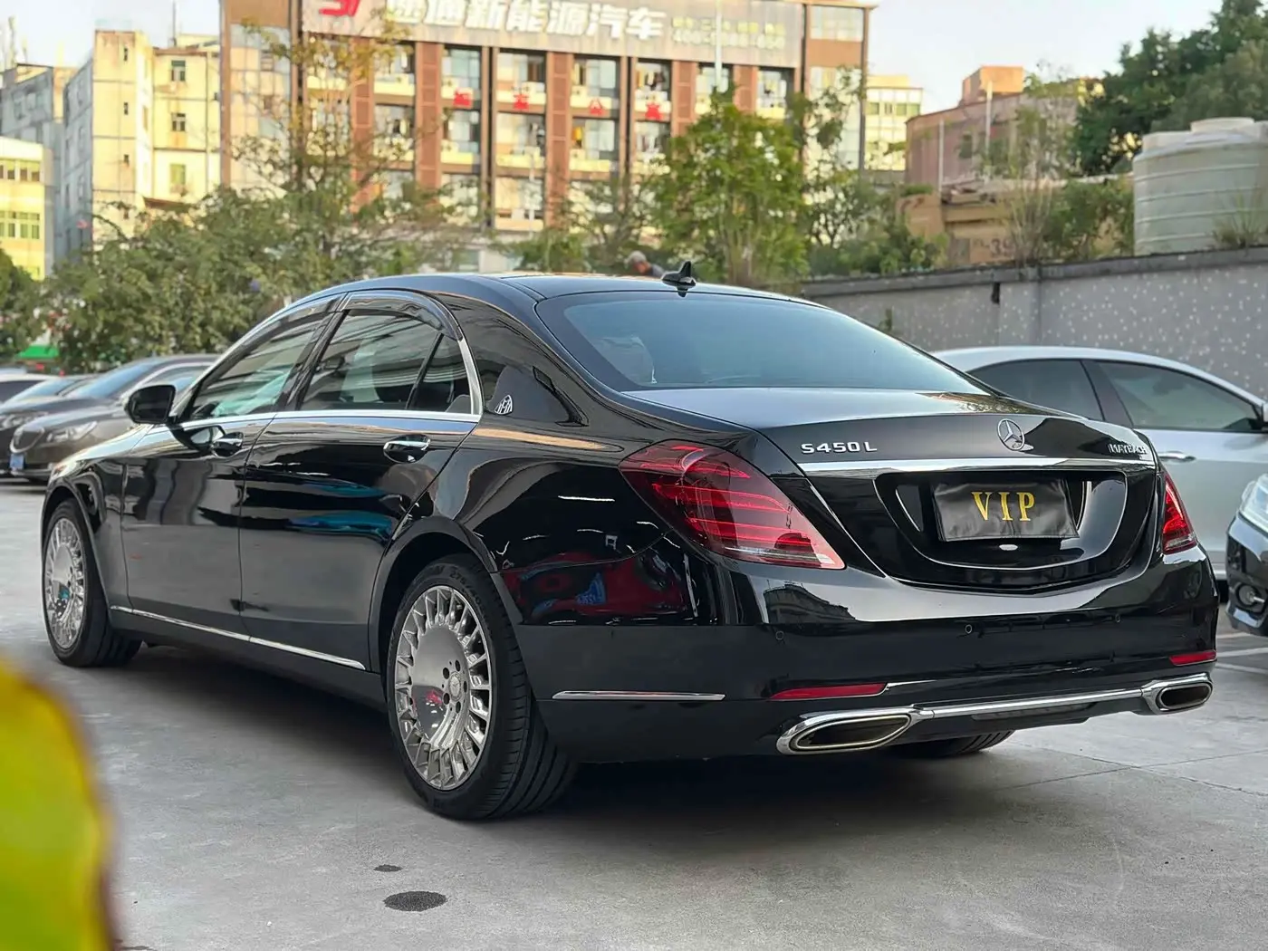 Mercedes-Benz S-Class 2017 — Photo 7/9