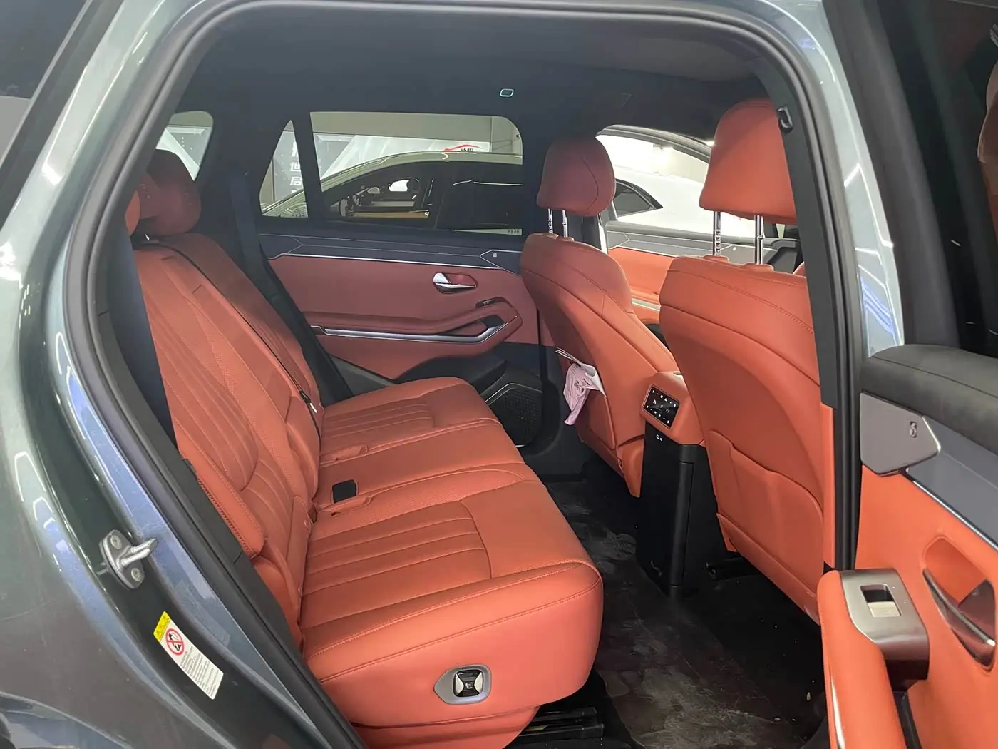 BYD Tang L 2025 — Photo 7/13