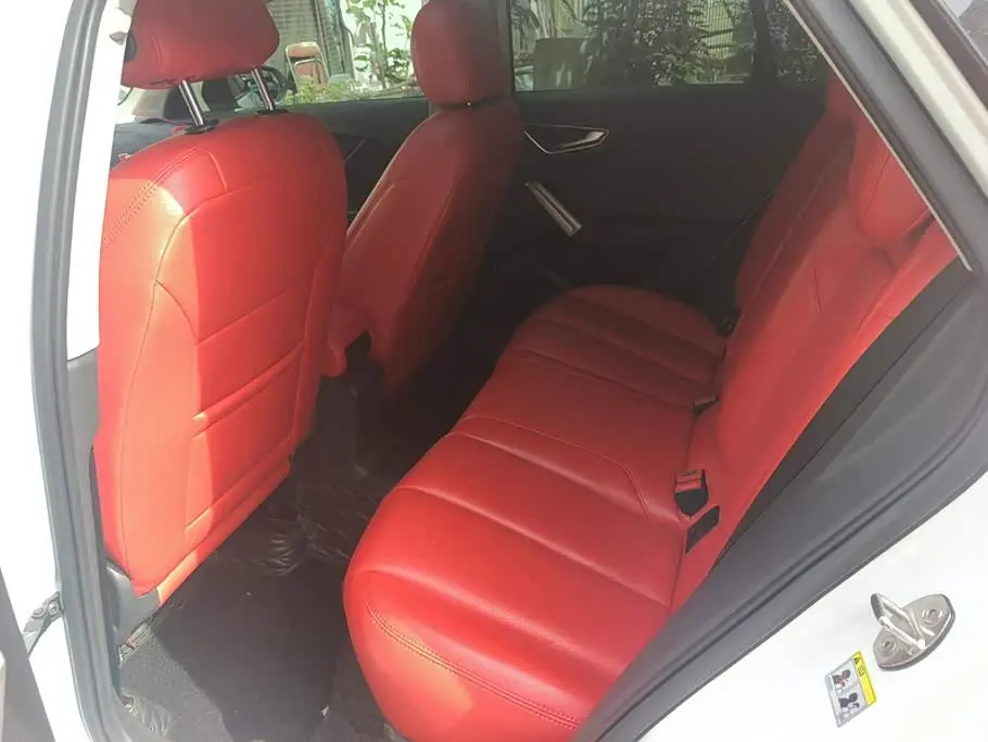 Audi Q2L 2021 — Şəkil 11/16