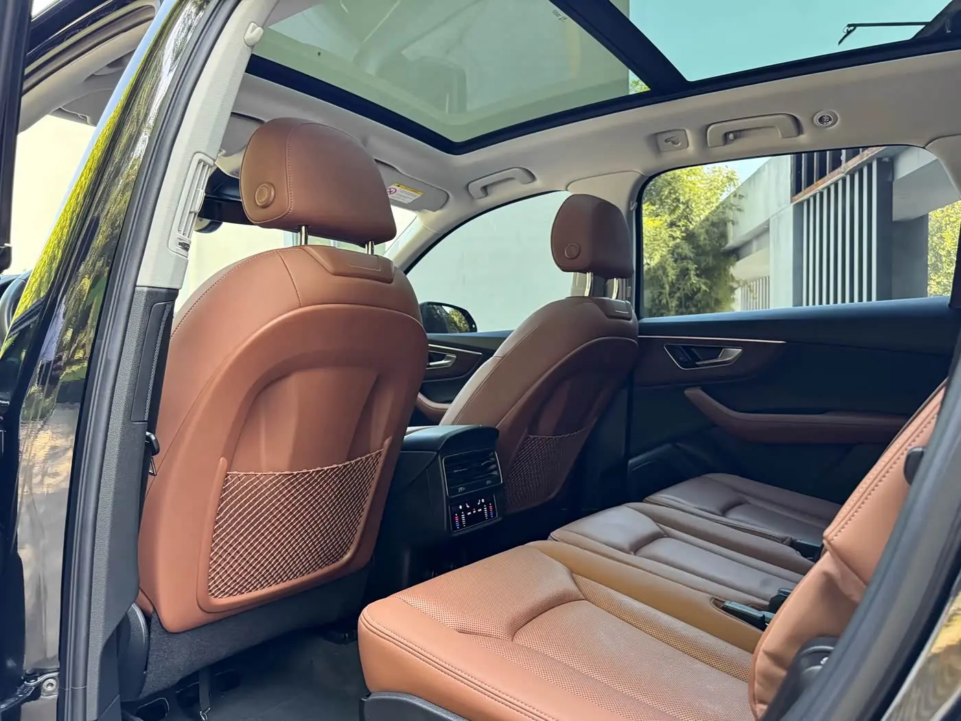 Audi Q7 2025 — Photo 8/9