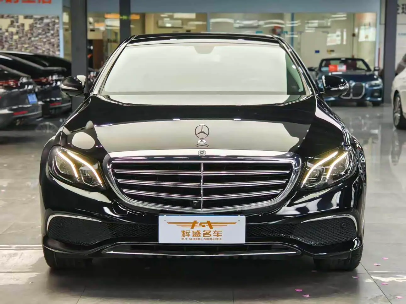 Mercedes-Benz E-Class 2020 — Photo 2/17