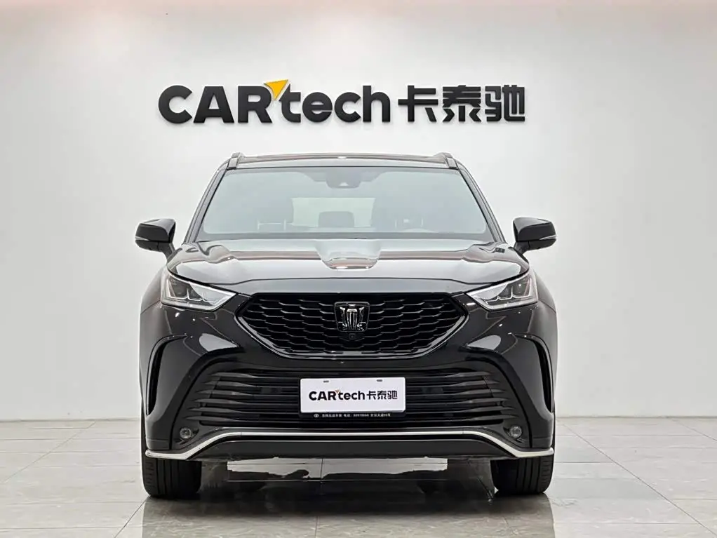 Toyota Crown Kluger 2024 — Şəkil 7/15
