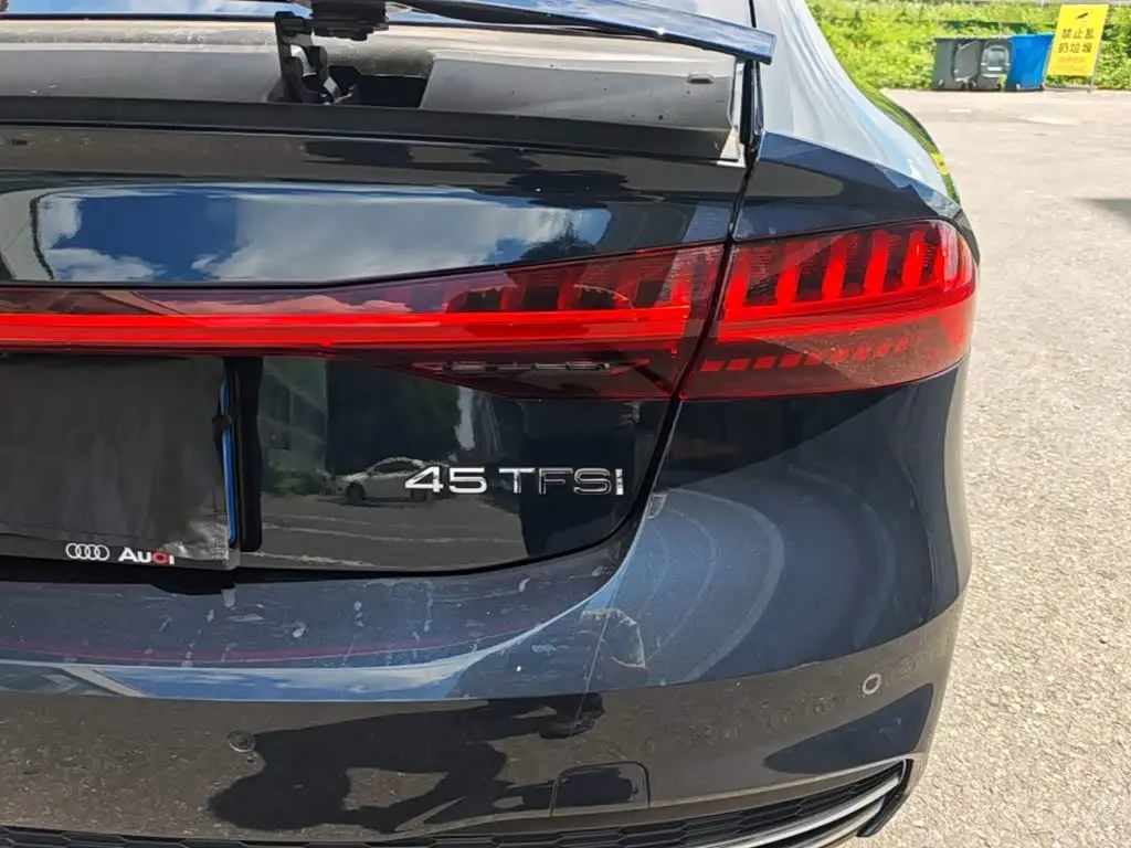 Audi A7 2022 — Şəkil 8/20