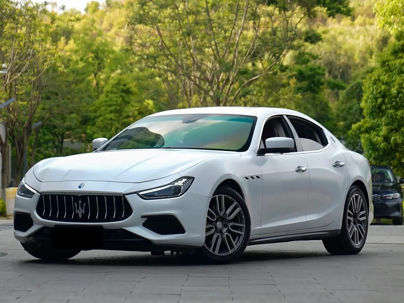 Maserati Ghibli 2016 — Photo 1/10