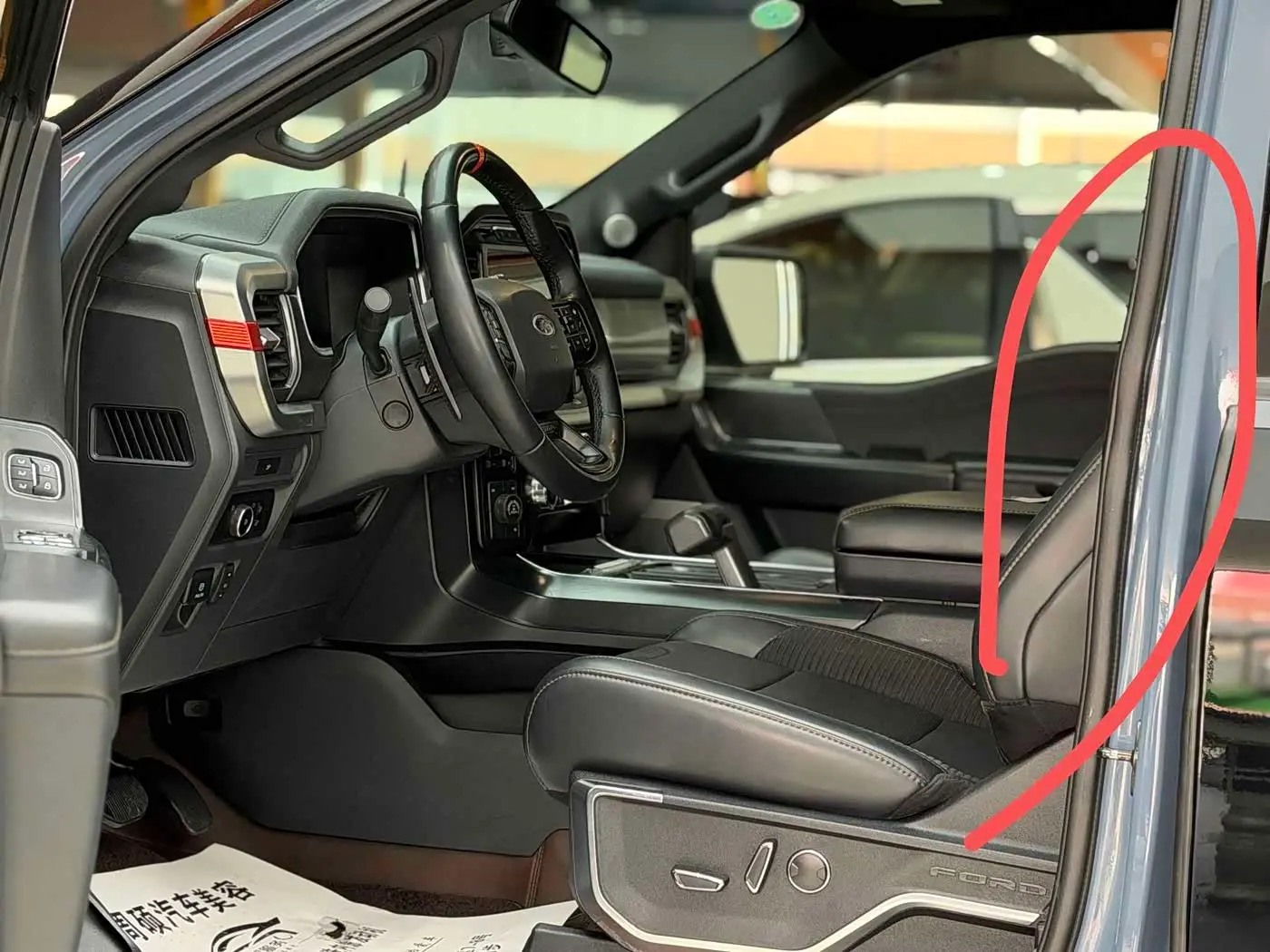 Toyota Vellfire 2022 — Фото 11/17