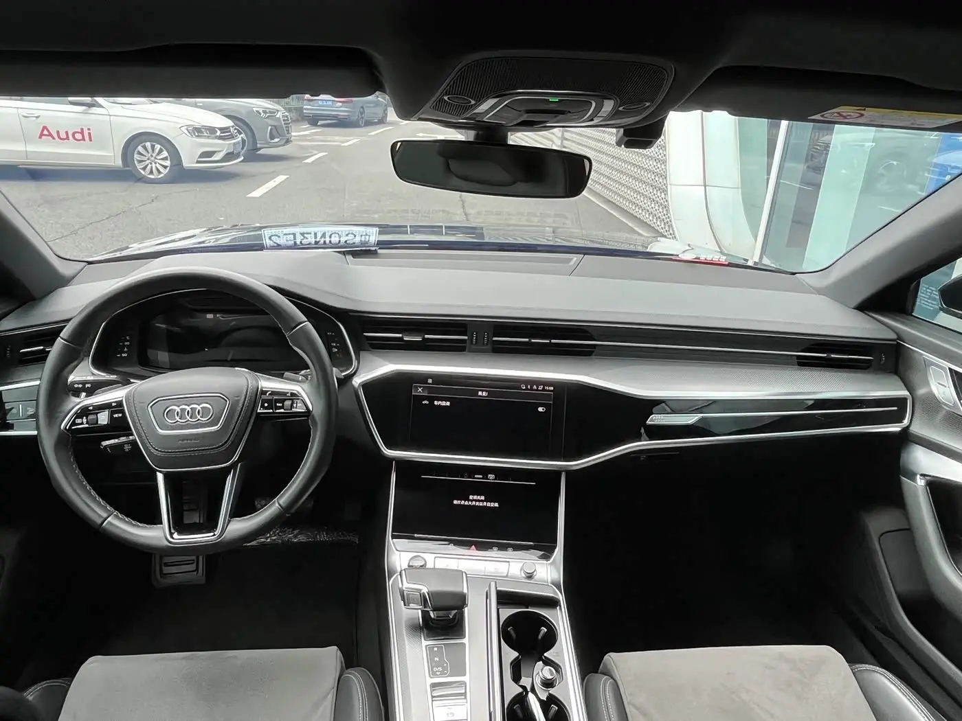 Audi A6L 2023 — Фото 12/17