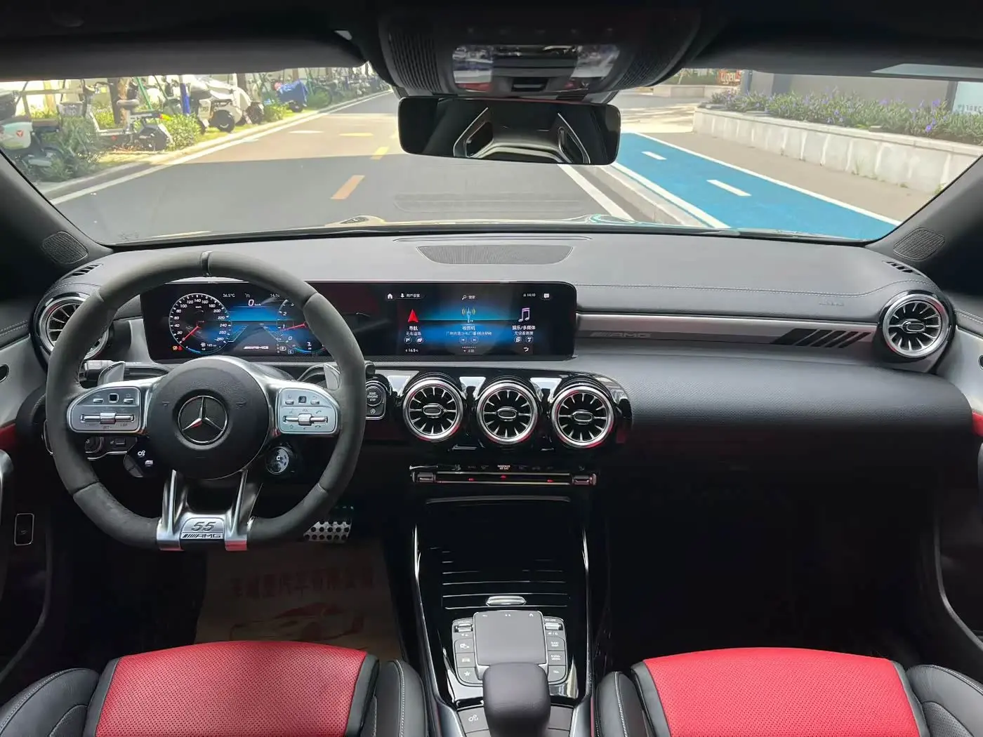 Mercedes-Benz CLA AMG 2023 — Фото 9/9