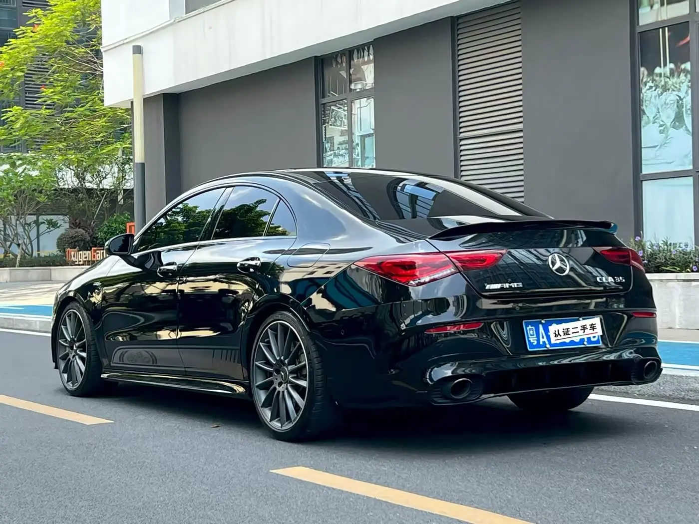Mercedes-Benz CLA AMG 2023 — Фото 3/9