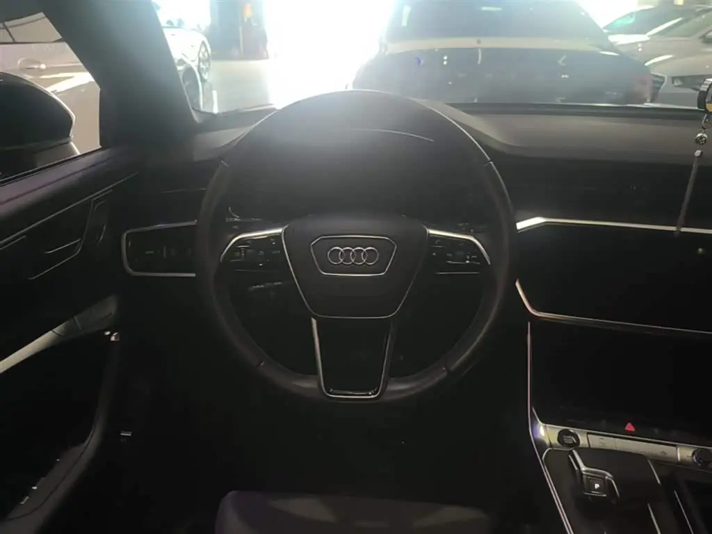 Audi A6L 2023 — Photo 11/20