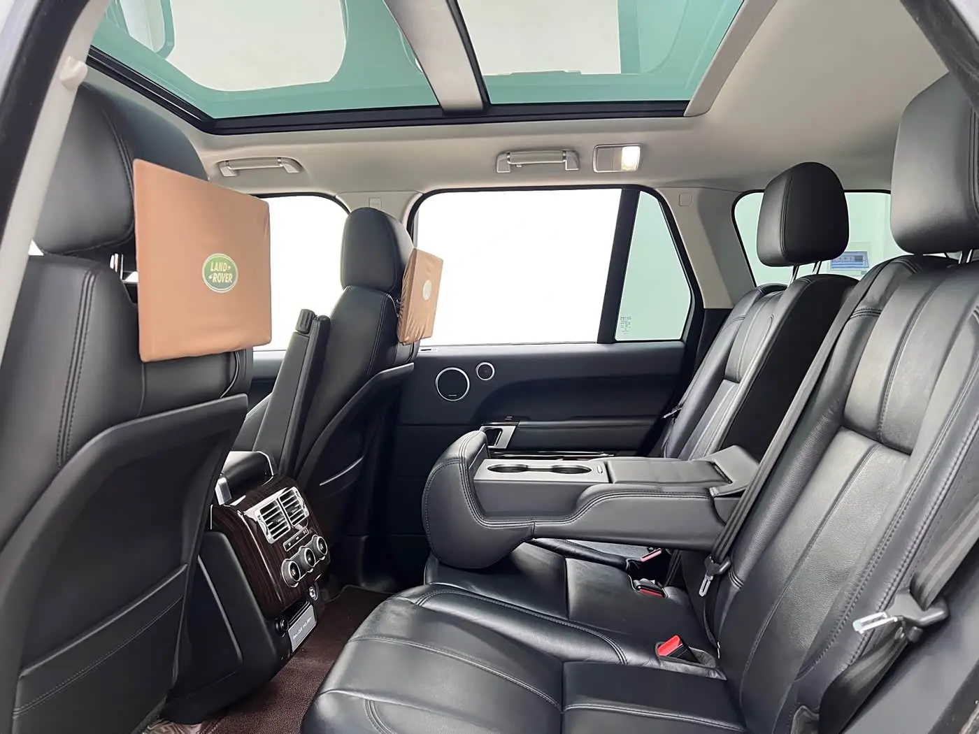 Land Rover Range Rover 2018 — Фото 18/20