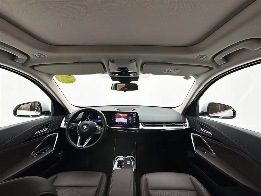 BMW X1 2023 — Photo 10/20