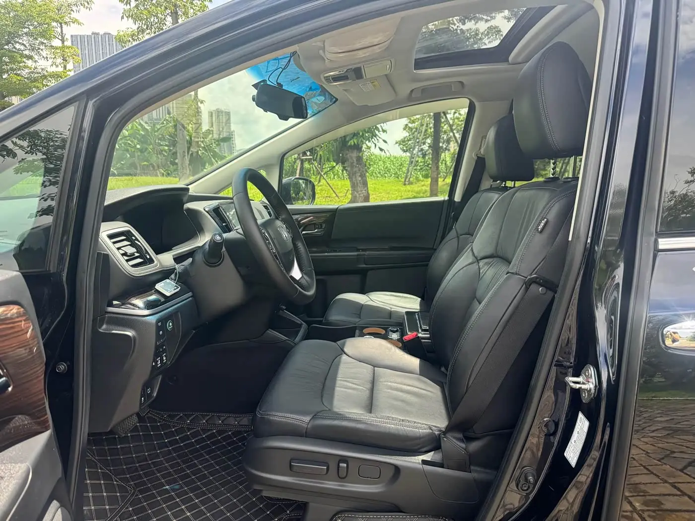 Honda Odyssey 2018 — Photo 4/18