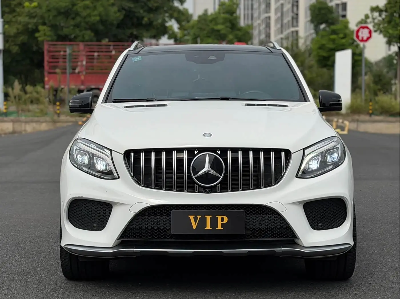 Mercedes-Benz GLE AMG 2018 — Photo 2/10