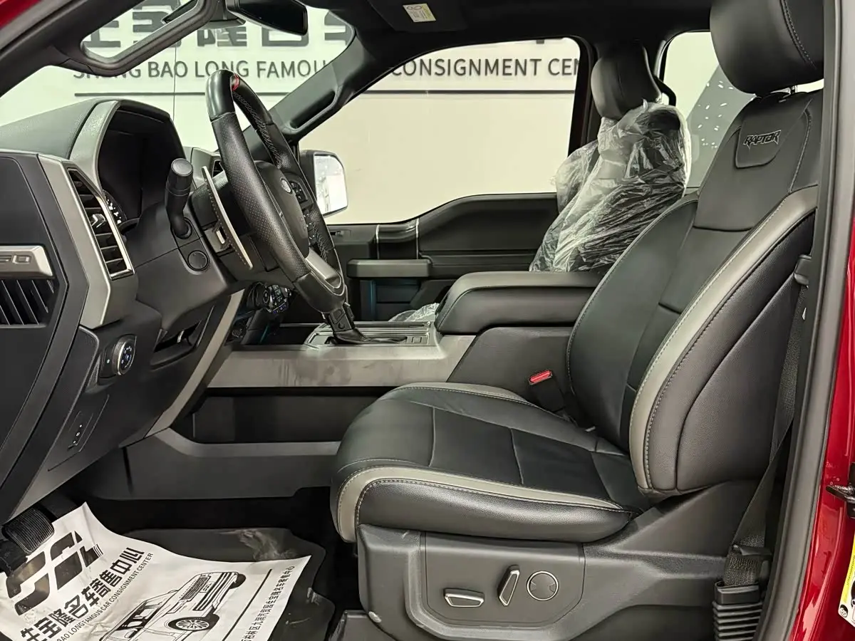 Ford F-150 Raptor 2018 — Photo 8/20