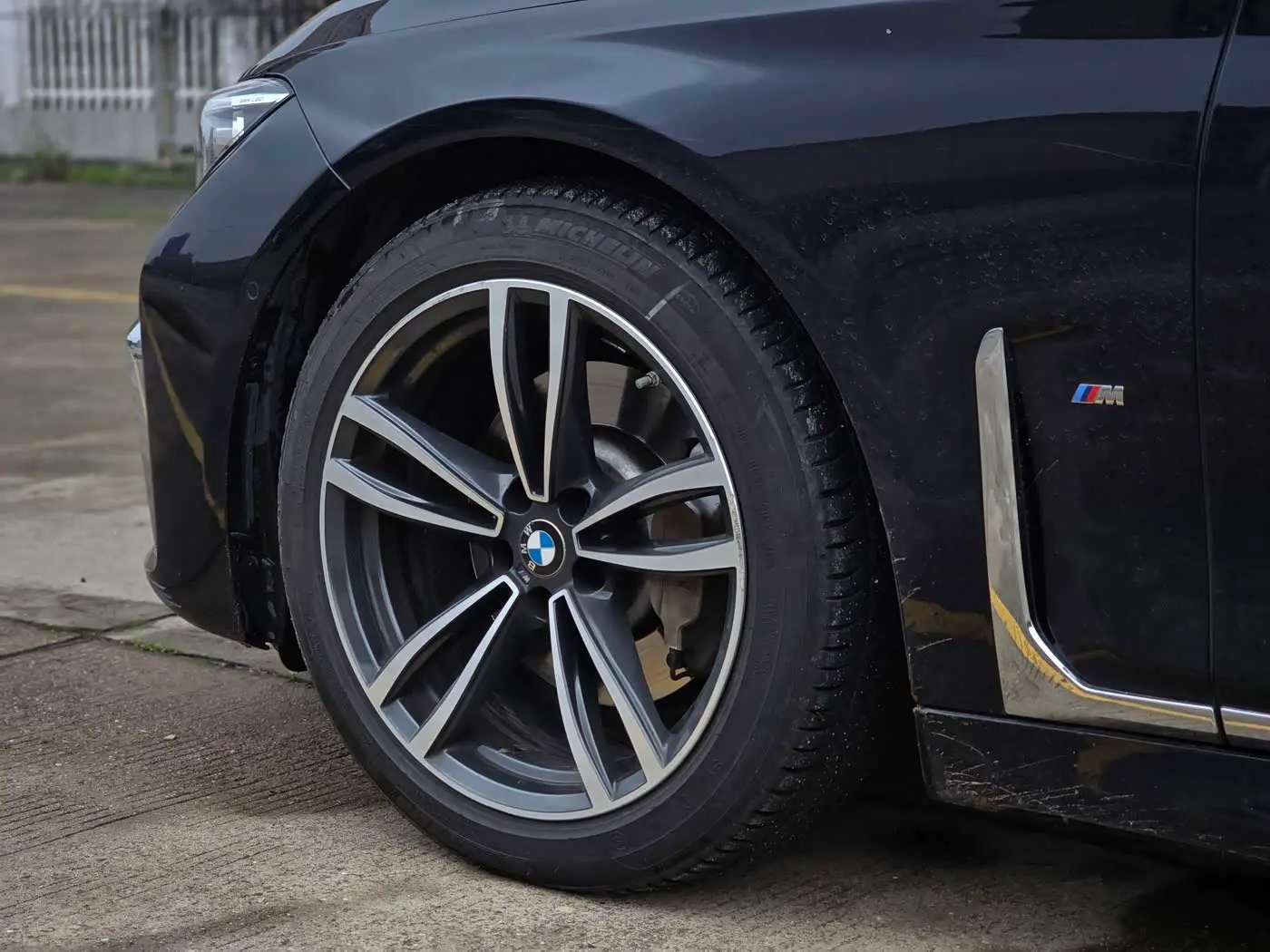BMW 7 Series 2020 — Photo 5/16