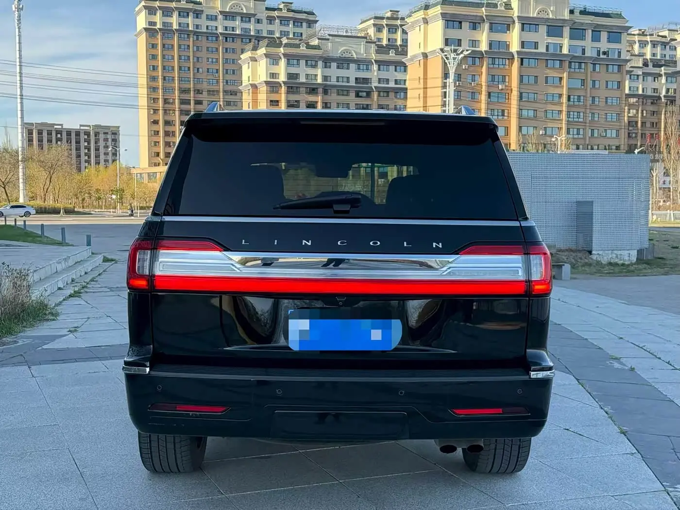 Lincoln Navigator 2018 — Şəkil 8/9