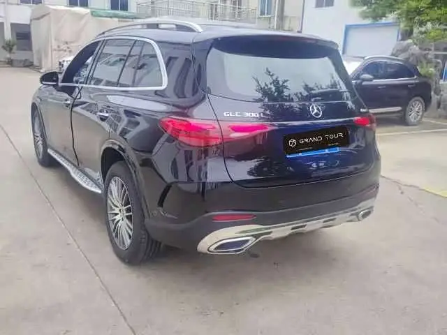 Mercedes-Benz GLC 2025 — Photo 8/8
