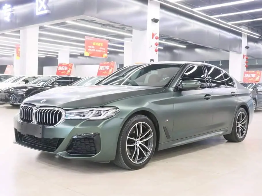 BMW 5 Series 2022 — Фото 1/20
