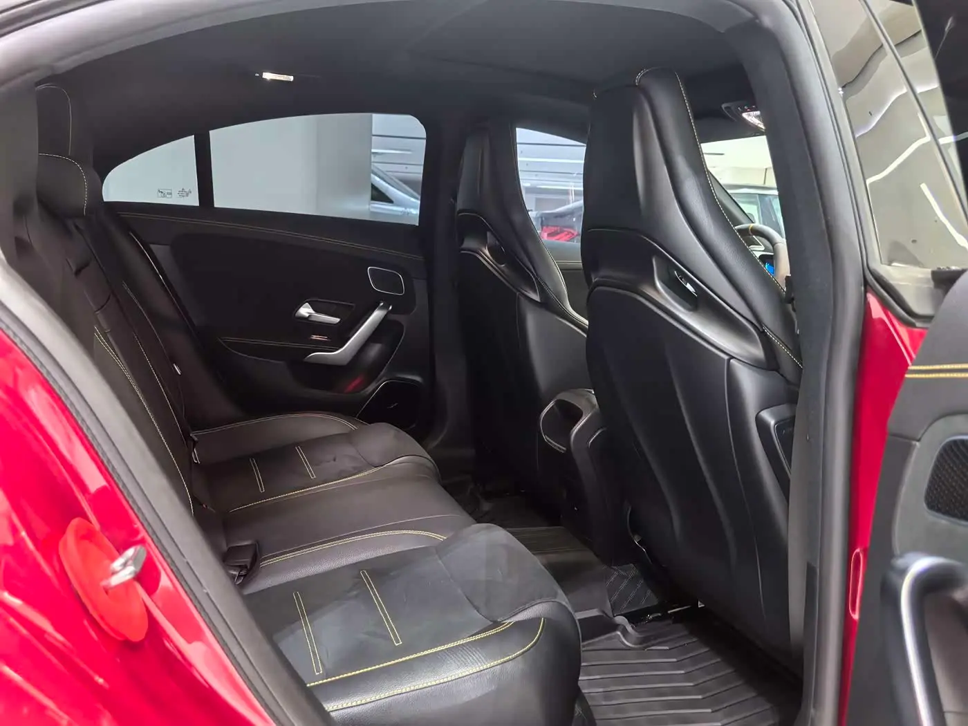 Mercedes-Benz CLA AMG 2023 — Şəkil 14/18