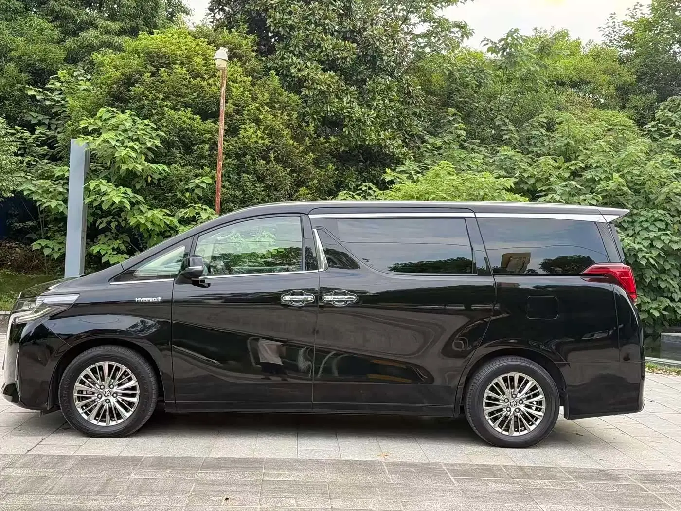 Toyota Alphard 2020 — Фото 6/12