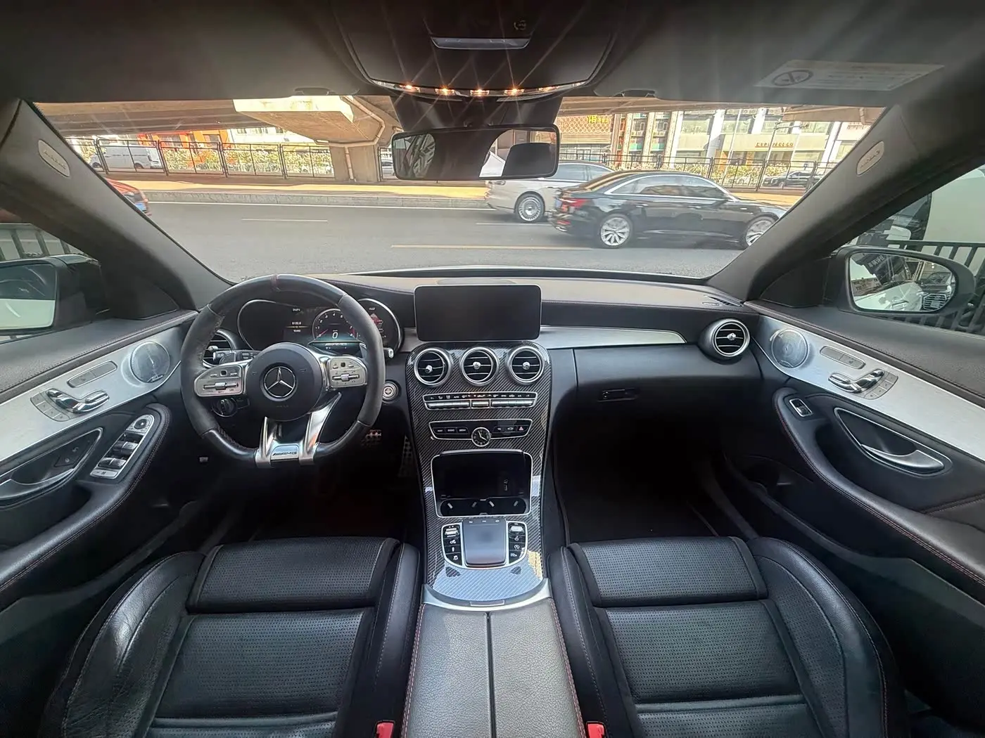 Mercedes-Benz C-Class AMG 2019 — Photo 11/12