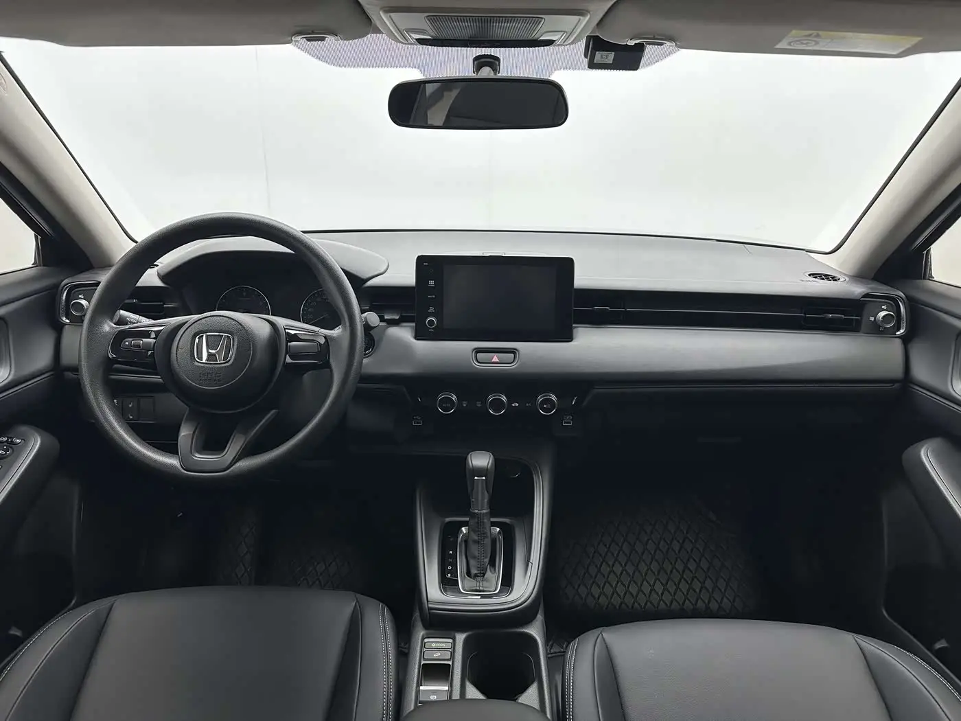 Honda Vezel 2023 — Фото 7/18