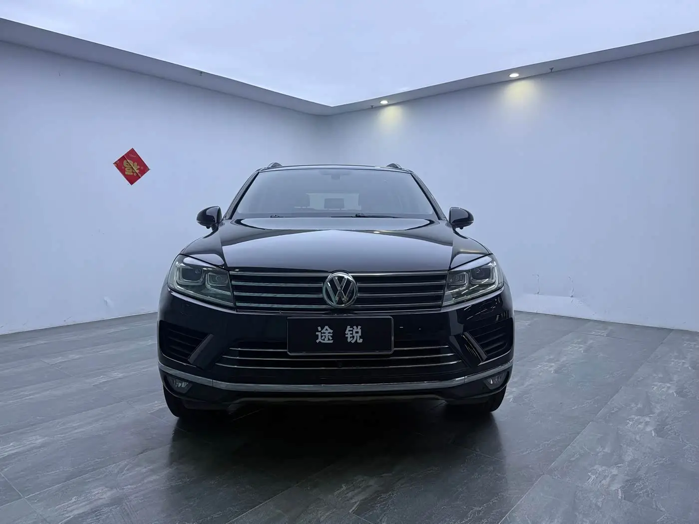 Volkswagen Touareg 2017 — Photo 2/9