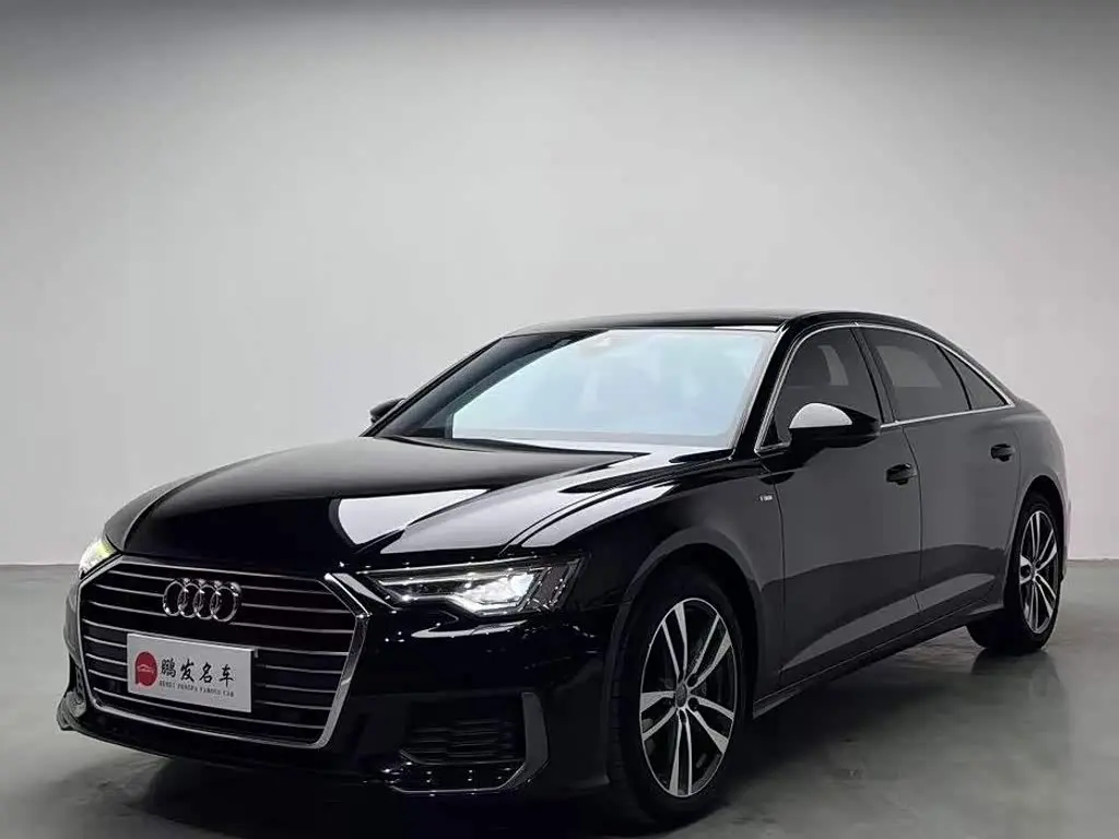Audi A6L 2021 — Фото 1/17