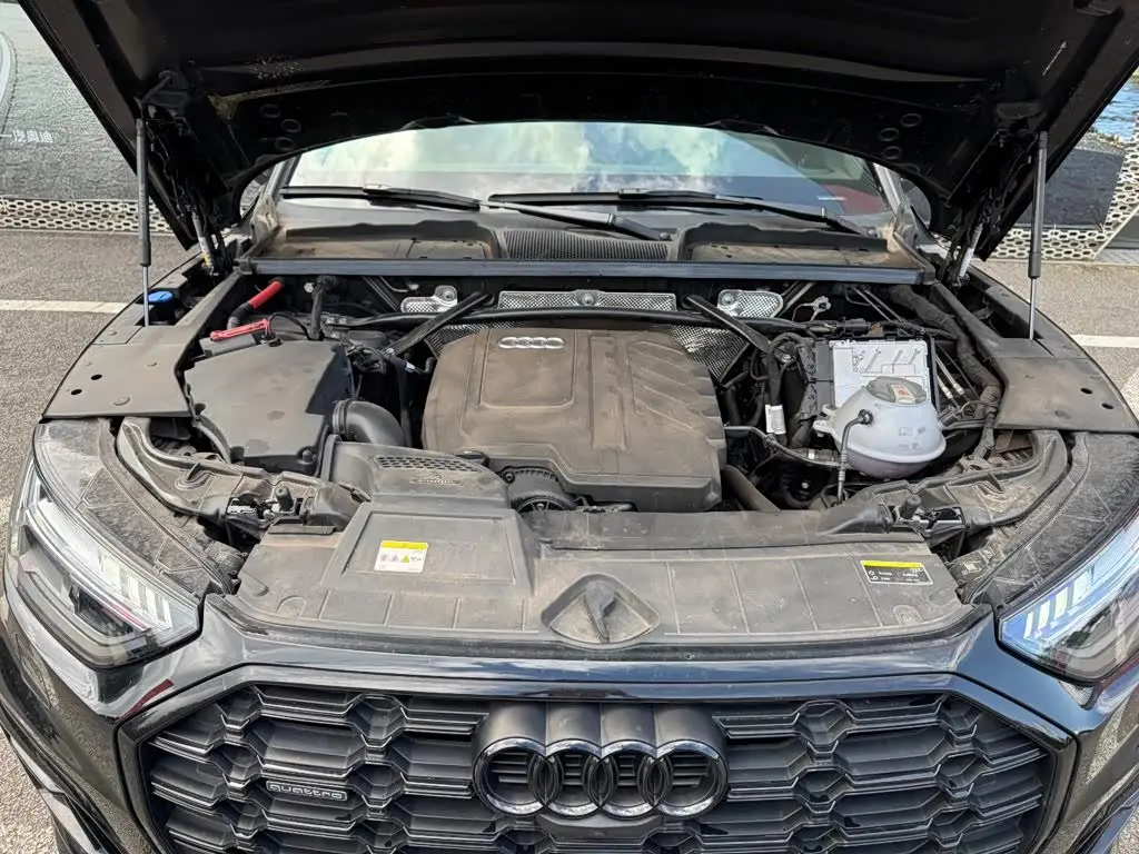 Audi Q5L 2024 — Photo 20/20