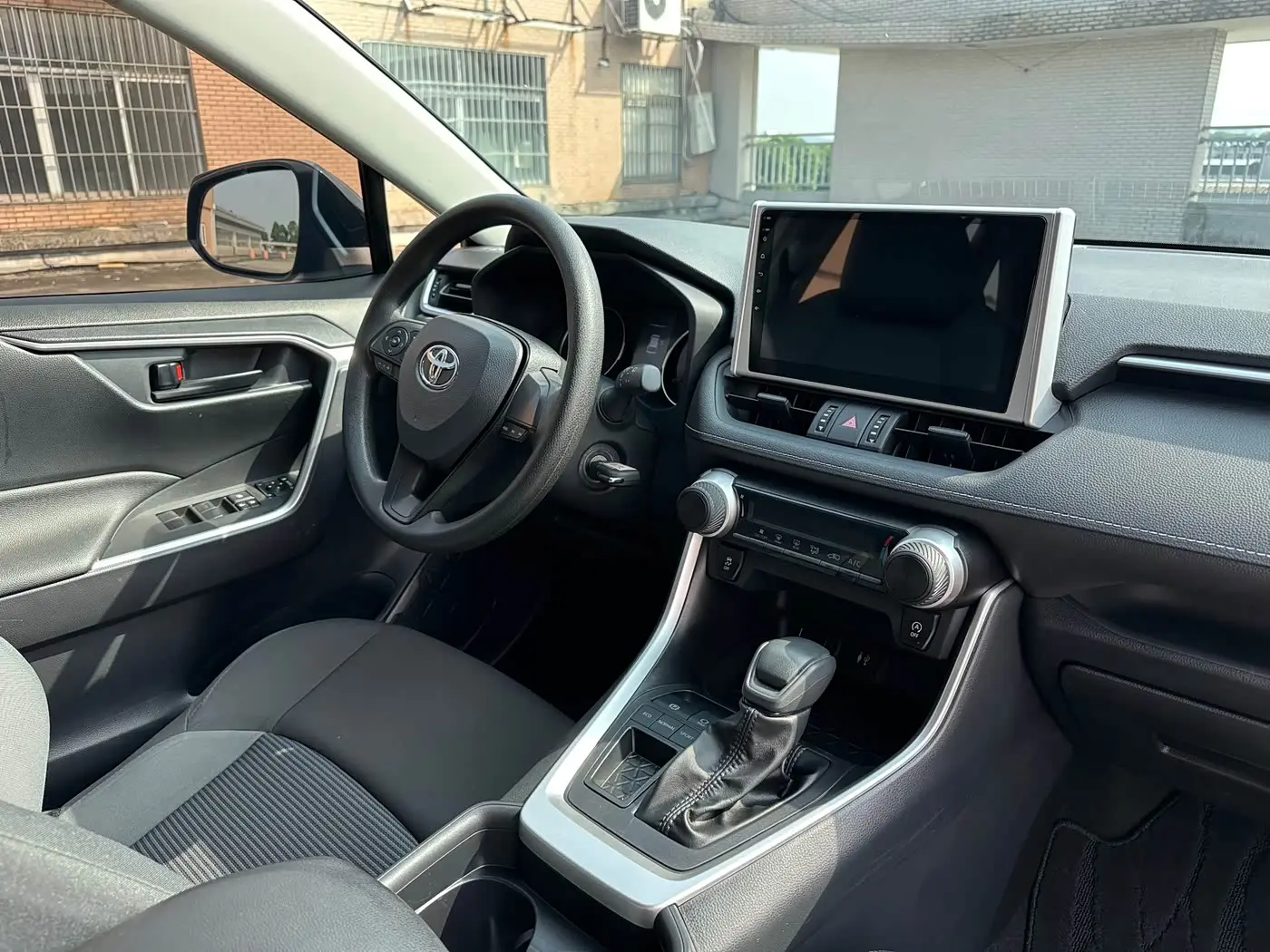 Toyota Wildlander 2022 — Фото 12/20