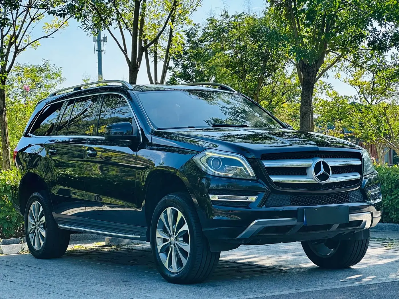 Mercedes-Benz GL-Class 2015 — Фото 3/18