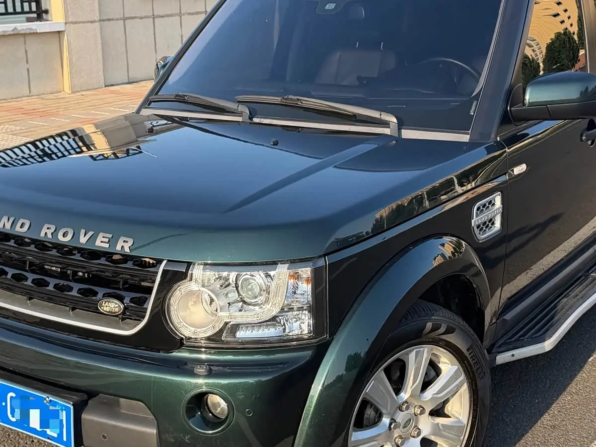 Land Rover Discovery 2013 — Şəkil 2/10