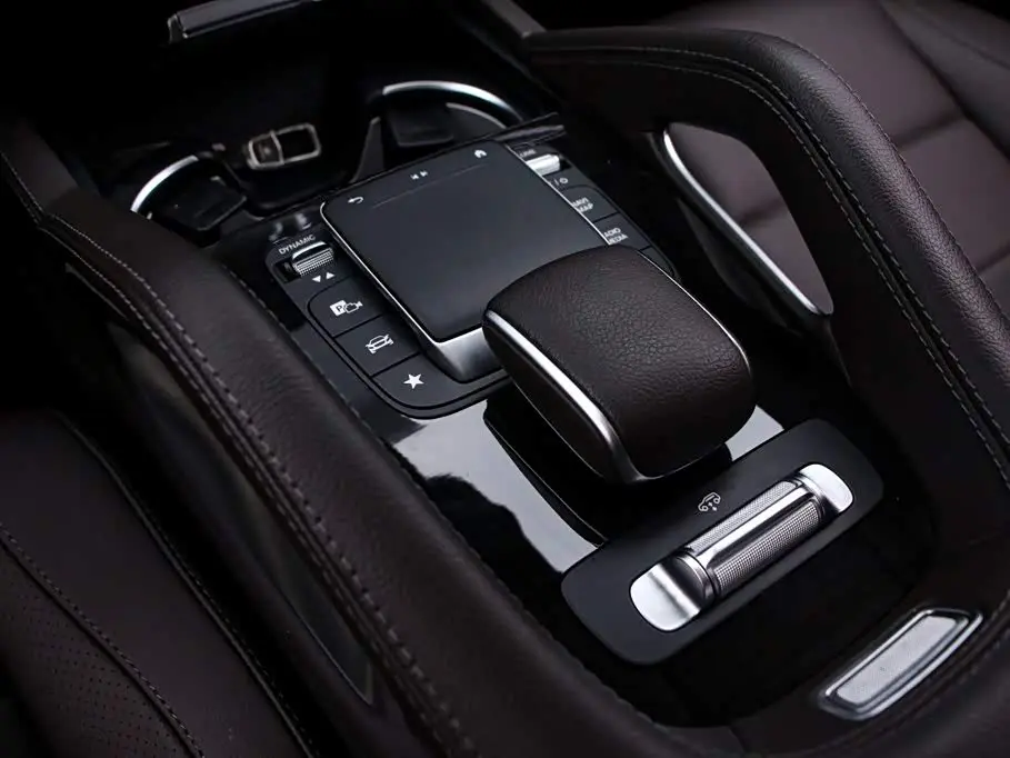Mercedes-Benz GLS 2022 — Photo 10/20